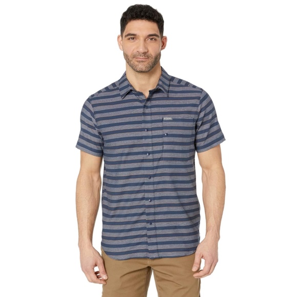 Columbia Men's Shoals Point Short Sleeve Shirt Size M Snaps Gray Stripe Cotton - Picture 1 of 13